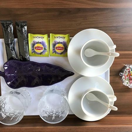 Montena Suite (Adults Only) Istanboel Buitenkant foto