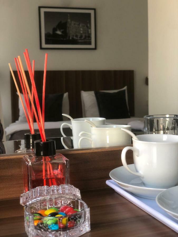 Montena Suite (Adults Only) Istanboel Buitenkant foto