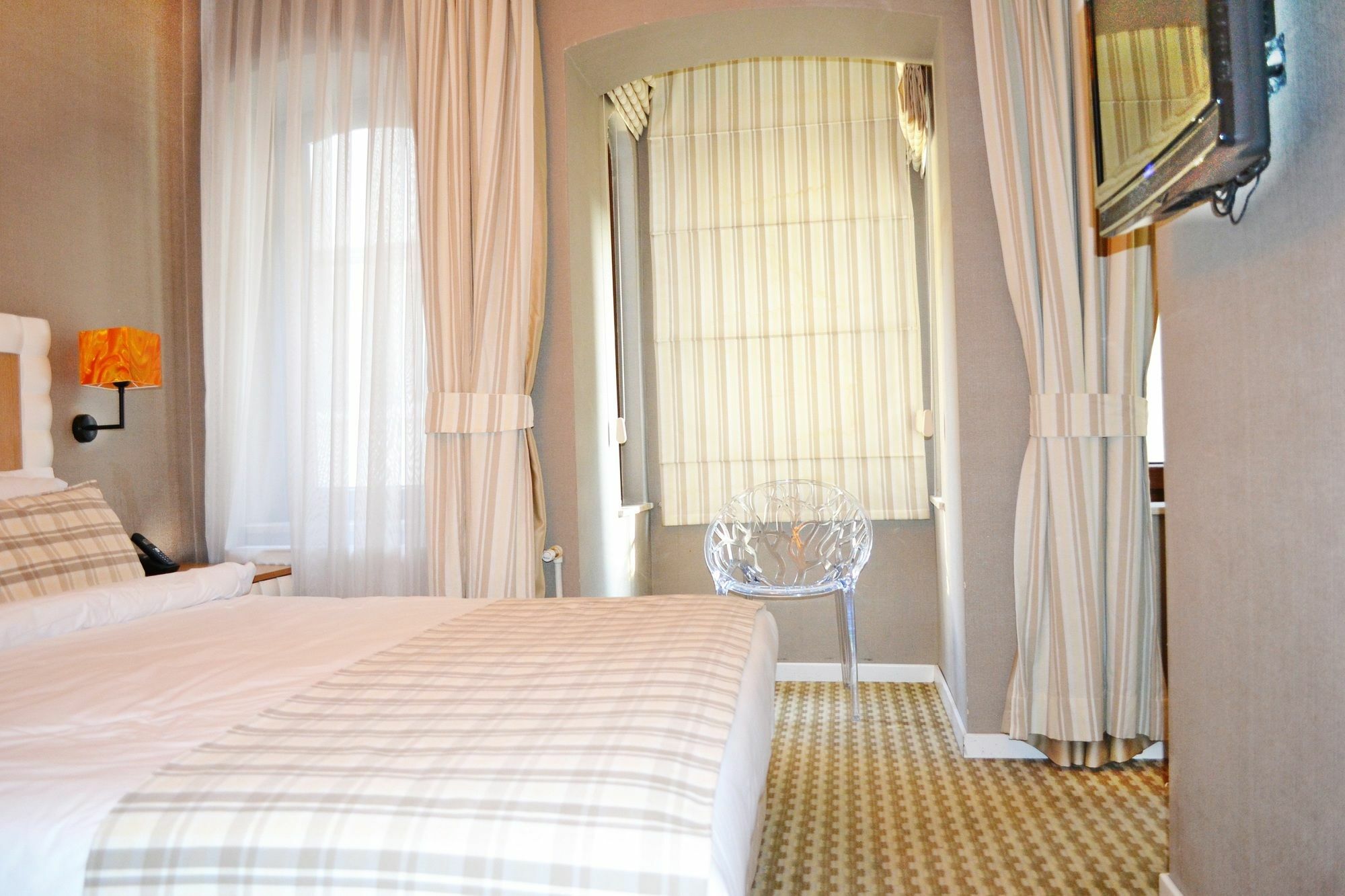 Montena Suite (Adults Only) Istanboel Buitenkant foto